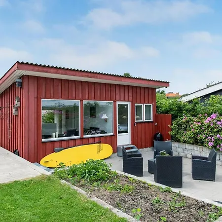 1 Bedroom Stunning In *